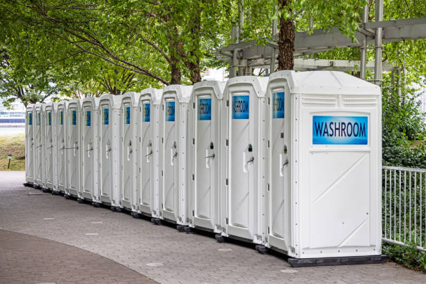 Best Portable restroom trailer rental  in Topeka, IN