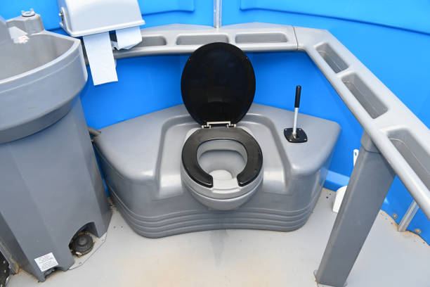 Best Porta potty rental near me  in Topeka, IN